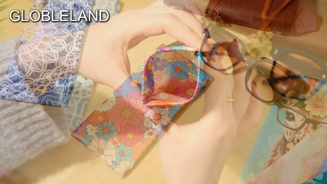 GLOBLELAND 2 Pcs Summer Soft PU Leather Glasses Bag for Sunglasses Watches Phones Makeup Brushes - color: Swimming Pool