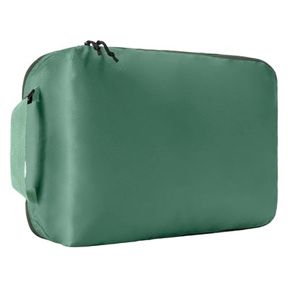 Eagle Creek Pack-It Isolate Clean/Dirty Packing Cube - Dual Compartment Packing Cubes for Optimizing Luggage Space - Lightweight - Recycled Fabric - Washable - Medium - Willow Green - color: Willow Green