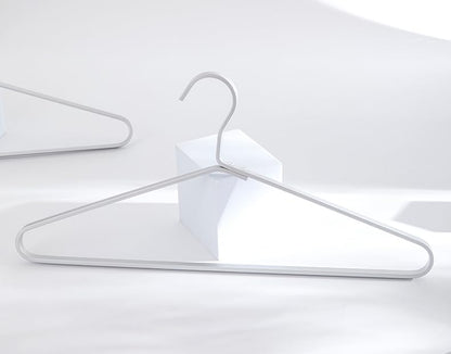 Premium Matte Silvery Aluminum Coat Hangers 90 Piece Set, 16.5” Extra Smooth & Durable Metal Shirt Dress Hanger,Aluminum Alloy Hanger,Clothing Support,Clothing Hang - style: Silver Thick Hanger（90）