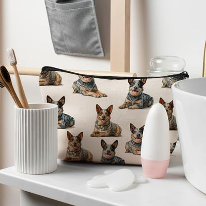 Australian Cattle Dog Makeup Bag, Australian Cattle Lovers Gifts Cosmetic Bag for Women, Dog Mom Lovers Owner Gifts for Women Christmas, Pet Lover Gift Zipper Travel Makeup Pouch for Purse - color: australian cattle