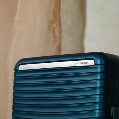 Framelock Max 21” Carry-On Hardshell Zipperless Luggage - Highly Secure Integrated Eazylock™ Mechanism - RightHeight™ Adjustable Handle System - 360° Spinner Wheels - Airline Approved - Emerald Teal - color: Blue, size: Carry-on Spinner