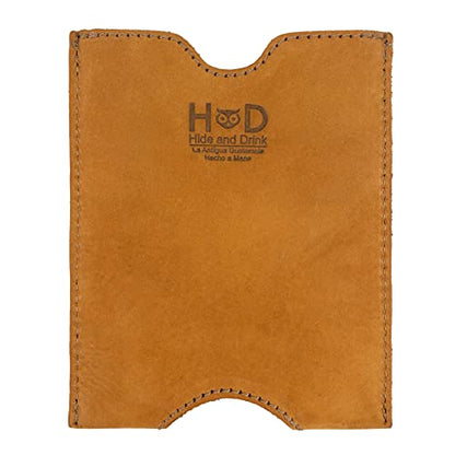 Hide & Drink, Travel Passport Pocket Sleeve Handmade from Full Grain Leather - Old Tobacco - color: Old Tobacco