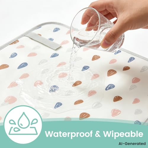 Mommy's Choice Portable Baby Changing Pad, Waterproof & Wipeable Diaper Changing Mat, Travel Essential for Newborn, Baby Boy Girl Registry Must-Haves, Cambiador de Bebé Portátil（Raindrops）