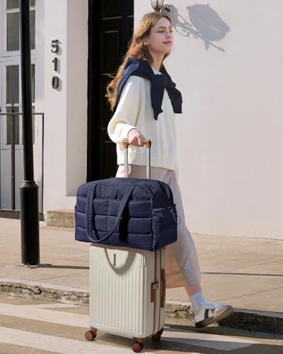 BAGSMART Gym Bag for Women, Lightweight Puffer Duffle Bag 2-PC Travel Bag, 31L Weekender Overnight Bag Quilted Carry On Tote Bag, Diaper Hospital Dance bag for Travel, Gym, Water Resistant, Navy Blue - color: Navy Blue
