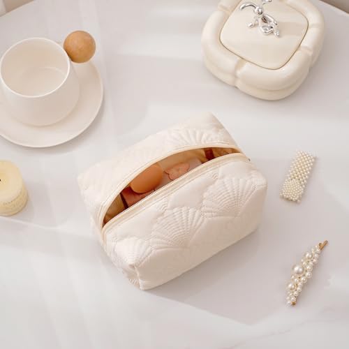uekeboag 2Pcs White Shells Quilted Cotton Makeup Pouch Set,Coquette Quilted Toiletry Bag for Women and Girls, Floral Coquette Organizer Bag, Aesthetic Travel Cosmetic Bags(2Pcs White Shells) - color: 2Pcs White Shells