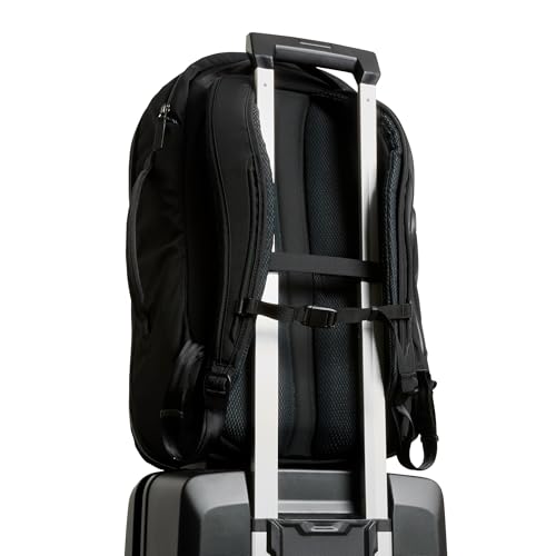 Bellroy Transit Travel Pack Pro (30–38 liter carry-on travel backpack, with laptop sleeve, RFID protection and zip bottle pocket) - Black - color: Black