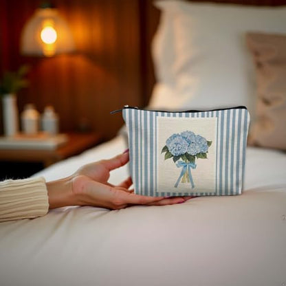 Blue Hydrangea Makeup Bag, Coquette Blue Bow Floral Cosmetic Bags Gifts for Women, Preppy Girly Striped Portable Travel Toiletry Bag Zipper Makeup Pouch - color: Flower two