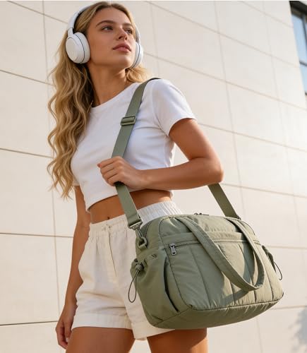 Lightweight Travel Duffle Bag for Women, Quilted Puffy Weekender with Wet Pocket for Gym, Overnight, Personal Item Carry On, Green - color: Green