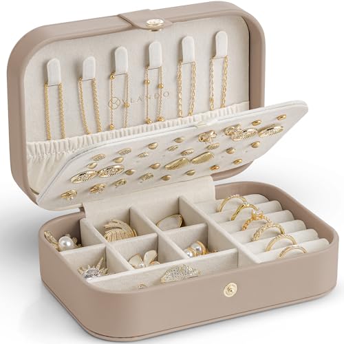 VLANDO Travel Jewelry Case for Women Girls Mothers, PU Leather Small Jewelry Box for Rings, Necklaces, Bracelets, Earring Holder Organizer Storage for Travel Accessories, Valentines Gift - Toffee - color: D.Toffee