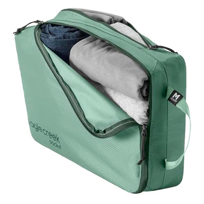 Eagle Creek Pack-It Isolate Clean/Dirty Packing Cube - Dual Compartment Packing Cubes for Optimizing Luggage Space - Lightweight - Recycled Fabric - Washable - Medium - Willow Green - color: Willow Green