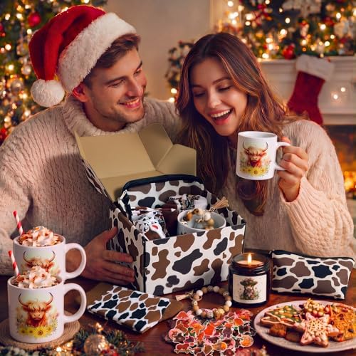 Honeydak Highland Cow Gifts Set for Women Highland Cow Stuff Themed Gifts Include Box Makeup Bag Socks Keychain Mug Stickers Scented Candle for Lover Birthday - style: Highland Cow