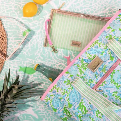 Lilly Pulitzer Beach and Picnic Cooler, Insulated Bag with Adjustable Shoulder Strap and Zipper, Soft Cooler - color: Throw Me A Line