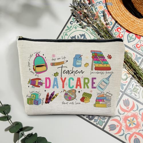 Daycare Teacher Makeup Bag for Purse, Kindergarten Teacher Gifts Cosmetic Bag Travel Toiletry Bag for Women, Preschool Teachers Appreciation Gifts Zipper Makeup Pouch - color: Teacher