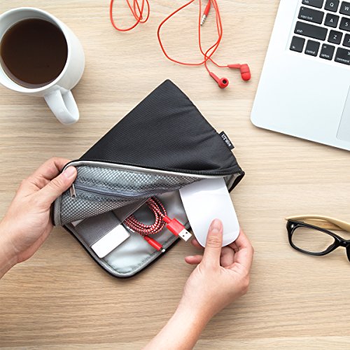 UT Wire Pocket Travel Lightweight Organizer Case with Zipper for Charger, Cable, Power Bank, Flash Memory Accessories Holder in Black 1-Pack - size: 8.8" W x 1.5" D 6"H
