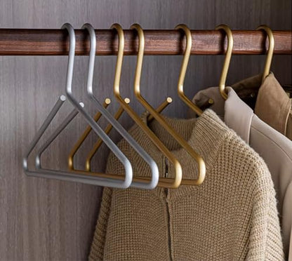 Premium Matte Silvery Aluminum Coat Hangers 100 Piece Set, 16.5” Extra Smooth & Durable Metal Shirt Dress Hanger,Aluminum Alloy Hanger,Clothing Support,Clothing Hang - style: Silver Elegant Hanger（100）