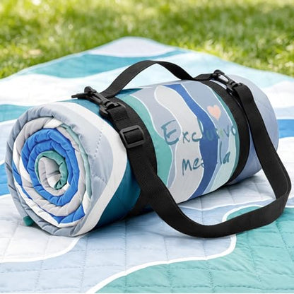 Exclusivo Mezcla Extra Large Waterproof Picnic Blankets 3 Layer, Sandproof and Foldable Outdoor Blanket for Beach Camping, Park and Travel - color: Waved Blue