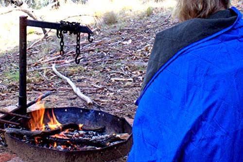 DOWN UNDER OUTDOORS Large Waterproof Windproof Extra Thick 350 GSM Quilted Fleece, or Sherpa Stadium Blanket - color: Blue