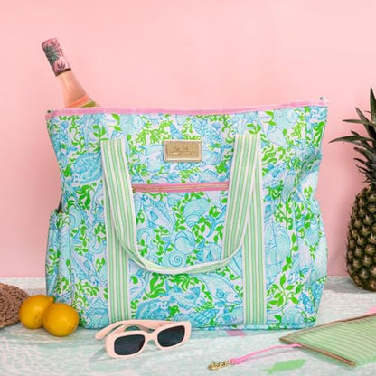 Lilly Pulitzer Beach and Picnic Cooler, Insulated Bag with Adjustable Shoulder Strap and Zipper, Soft Cooler - color: Throw Me A Line
