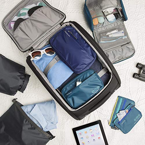 Travelon World Travel Essentials Tech Organizer - color: Black