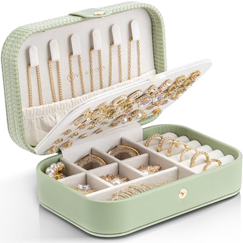 VLANDO Travel Jewelry Case, PU Leather Travel Jewelry Box with Earring Holder, Portable Display Small Jewelry Box for Mothers Day Women Girls Gift - Green - color: C.Green