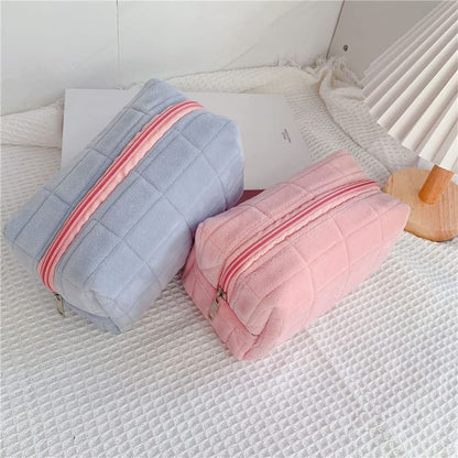 XPONNI Small Cosmetic Bag Cute Makeup Bag Y2k Accessories Aesthetic Make Up Bag Y2k Purse Cosmetic Bag for Purse (pink) - color: pink