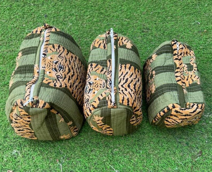 YILLE Set of 3 Pieces Block Printed Travel Organizer Kit Storage Bag for Women Makeup Bag Travel Cosmetic Bag (Dark Green Fat Tiger) - color: Dark Green Fat Tiger